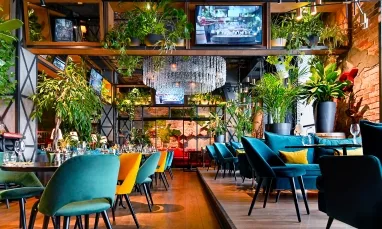Food & Beverage Restaurants & Outlets