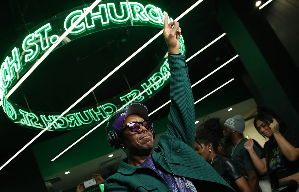 MAIN Wingstop Canada